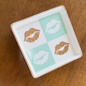 Lips Ring Dish